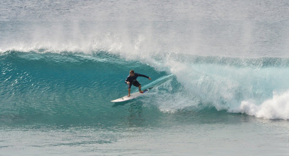 Surfing in Anantara Veli Maldives Resort