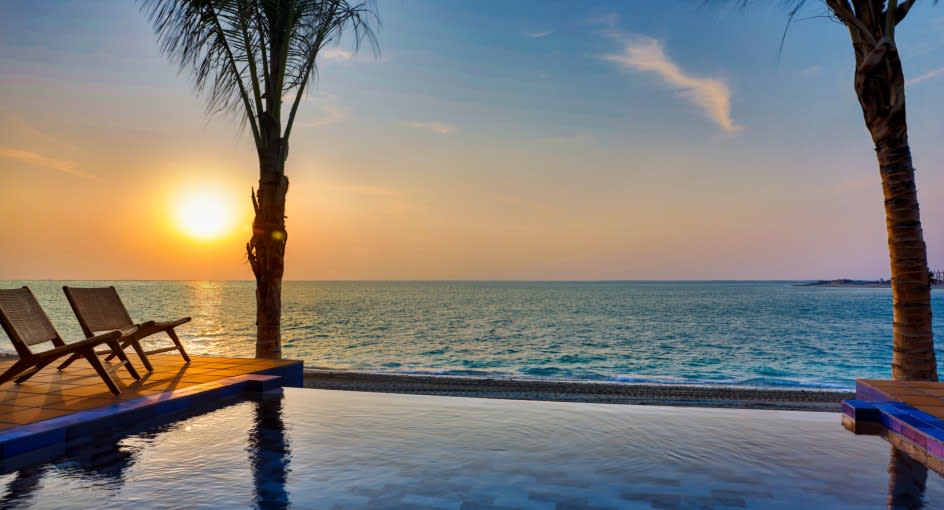 Anantara One Bedroom Sunset Beach Pool Villa