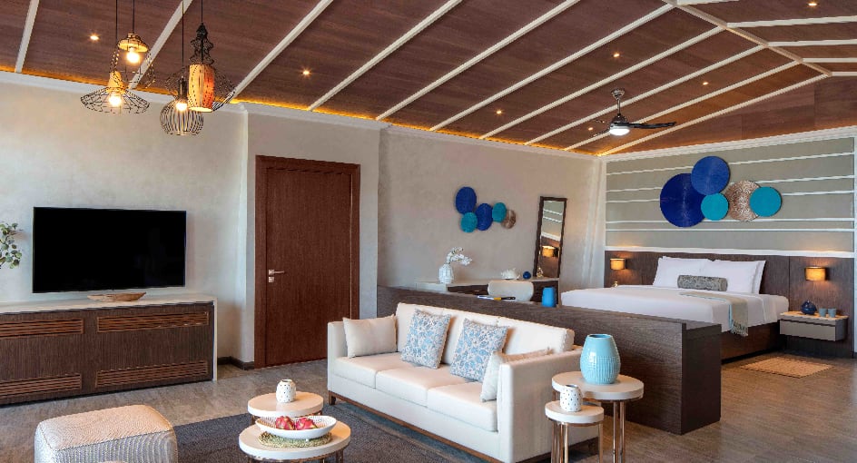 Deluxe Beach Pool Suite