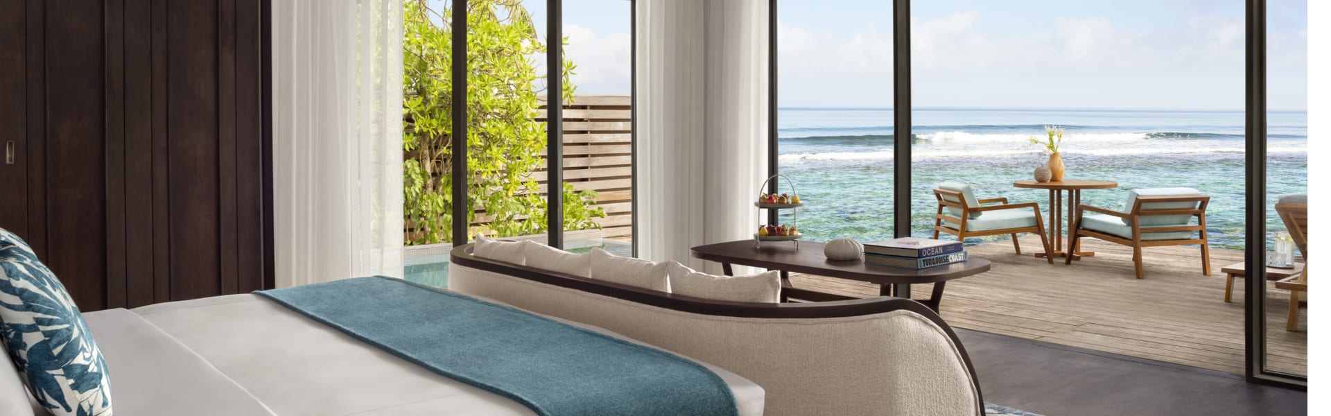 Ocean Pool Villa Bedroom at Anantara Veli Maldives Resort