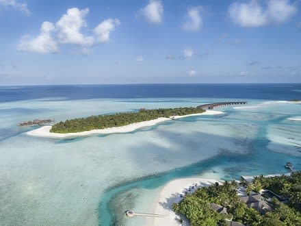 Anantara Dhigu Maldives Resort Unveils Luxurious Modern Beach Villas