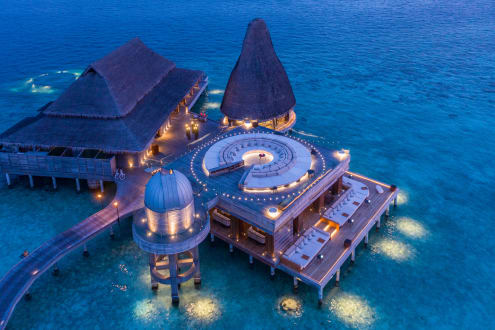 Astronaut Tim Peake Lands at Anantara Kihavah Maldives Villas Resort for a Stellar Week of Space Talk and Astronomy