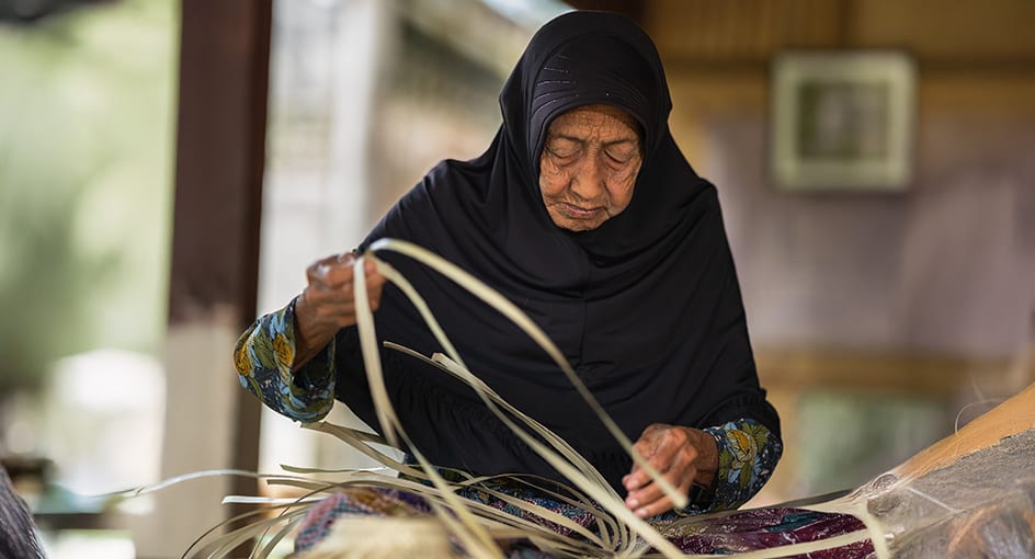 coconut leave handicraft