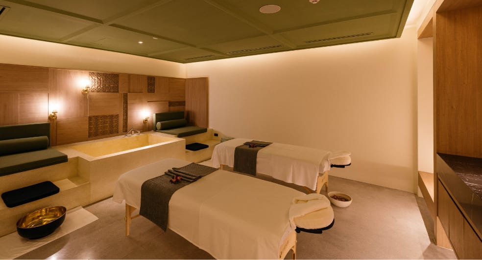 couple treatment room