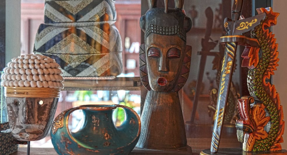 Yatra Boutique - ubud art shop at anantara ubud bali resort