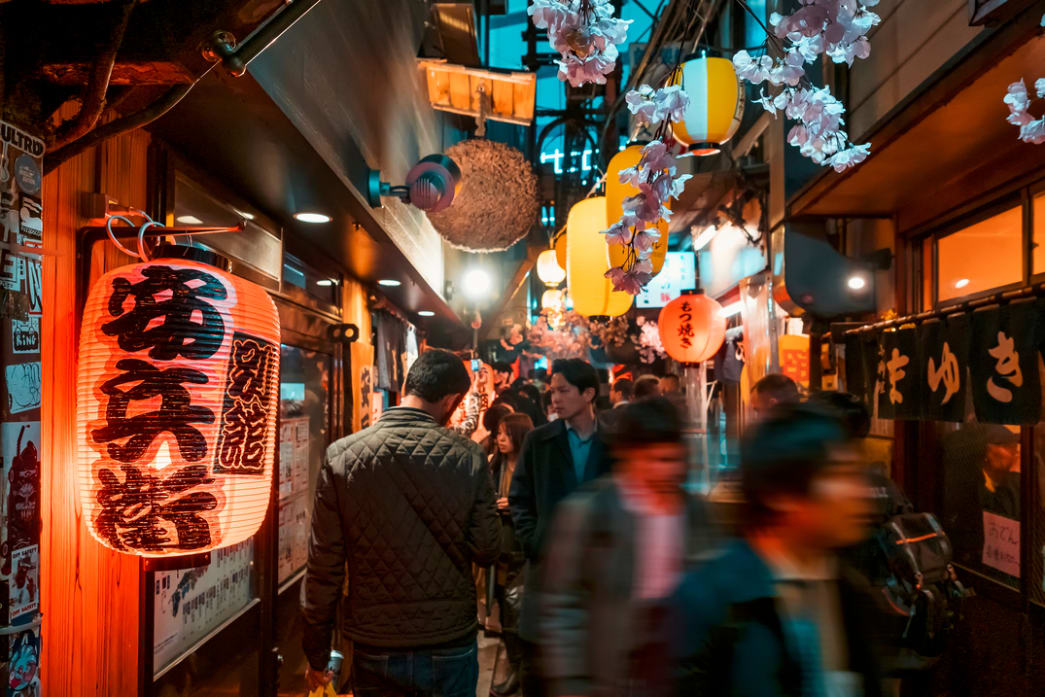 Japan's izakaya and bar culture