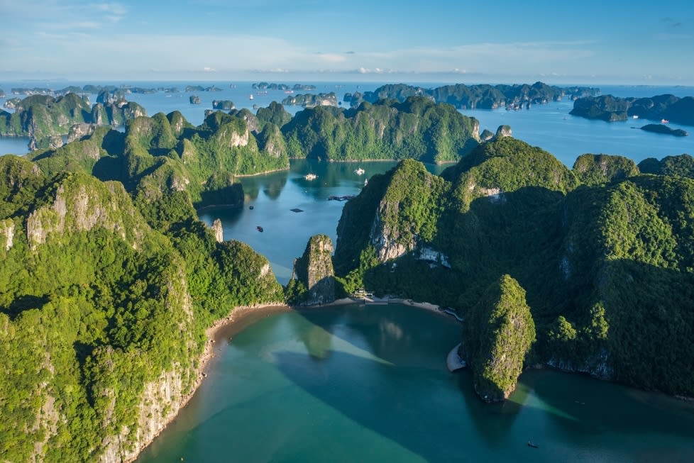 Hạ Long Bay as a jet setting destination in Vietnam