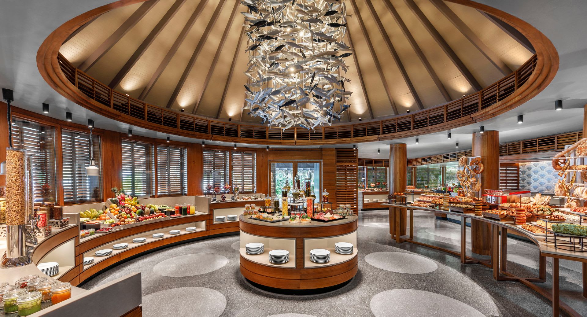 Interior view of the Fushi Cafe Restaurant at Anantara Dhigu Maldives Resort