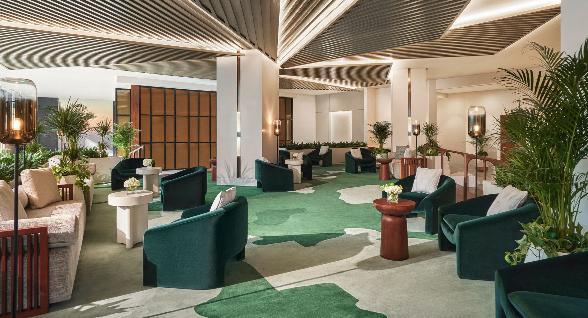 Lobby Lounge at Anantara Downtown Dubai Hotel