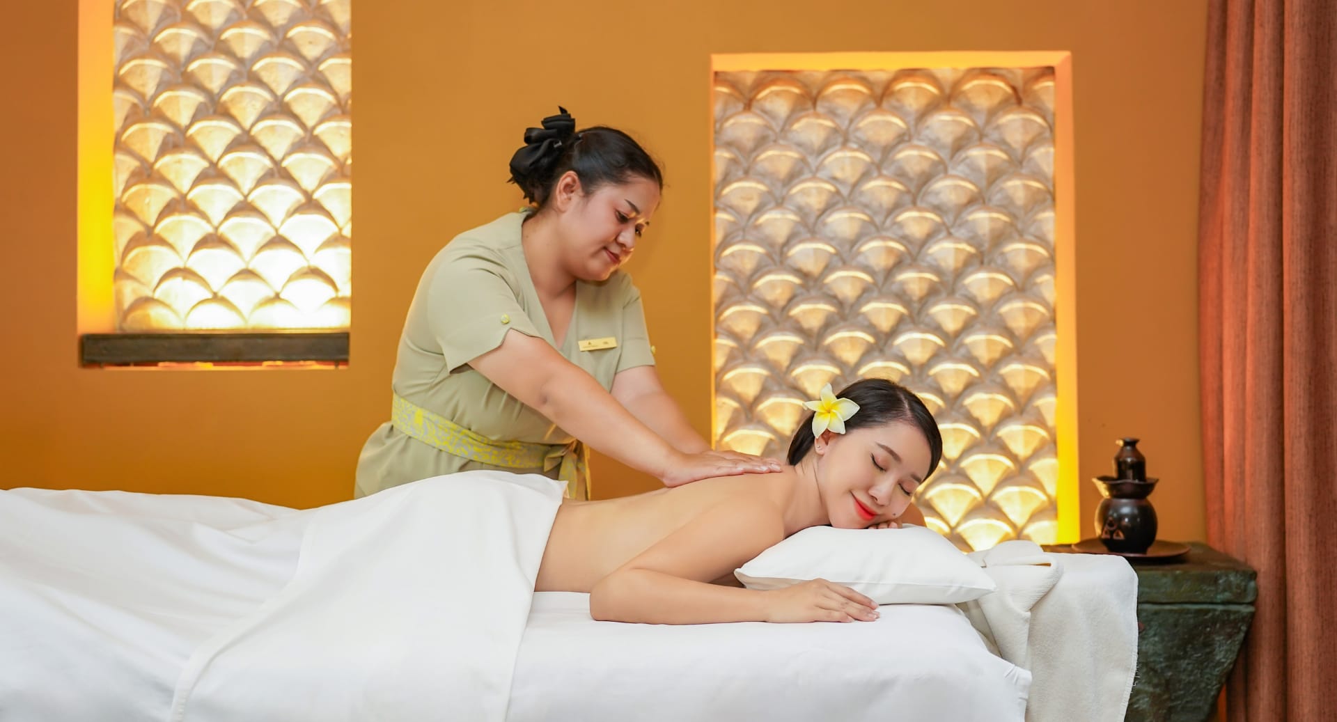Anantara Hua Hin Spa Treatment