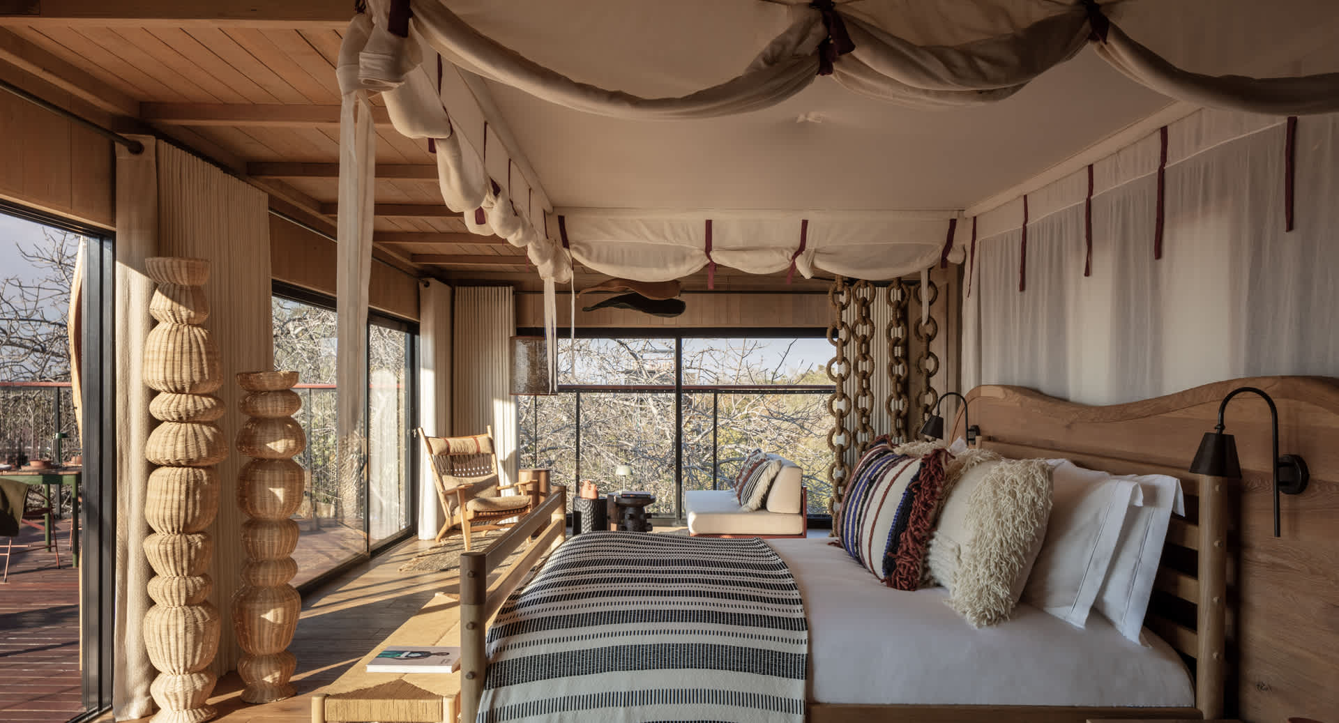 Anantara_Tented_Camp_Kafue_River_Horizon_Terrace_Bedroom