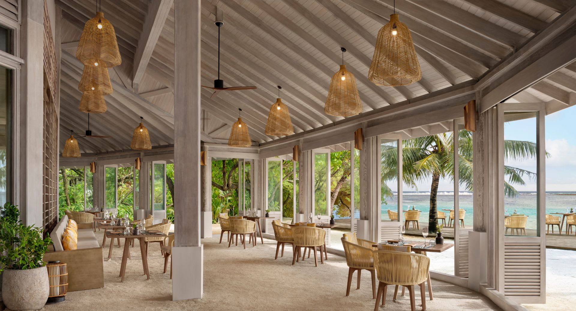 Cumin restaurant interior view at Anantara Veli Maldives Resort