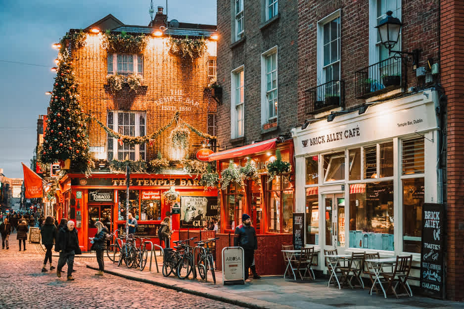 Christmas lights and decorations in Dublin