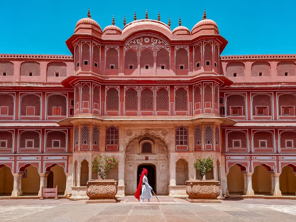 Known as the "Pink City", Jaipur is known for its distinctive terracotta-coloured buildings.