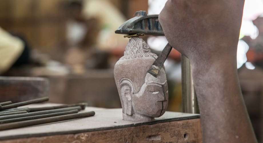 Artisan Workshops & Pottery Classes at Khmer Ceramics & Fine Arts Centre and Artisans Angkor