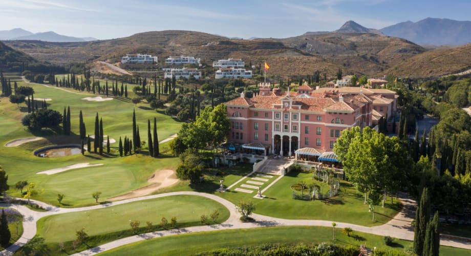 Anantara Villa Padierna Palace Benahavís Marbella Resort. A place of nature and relaxing, perfect for retirement. 