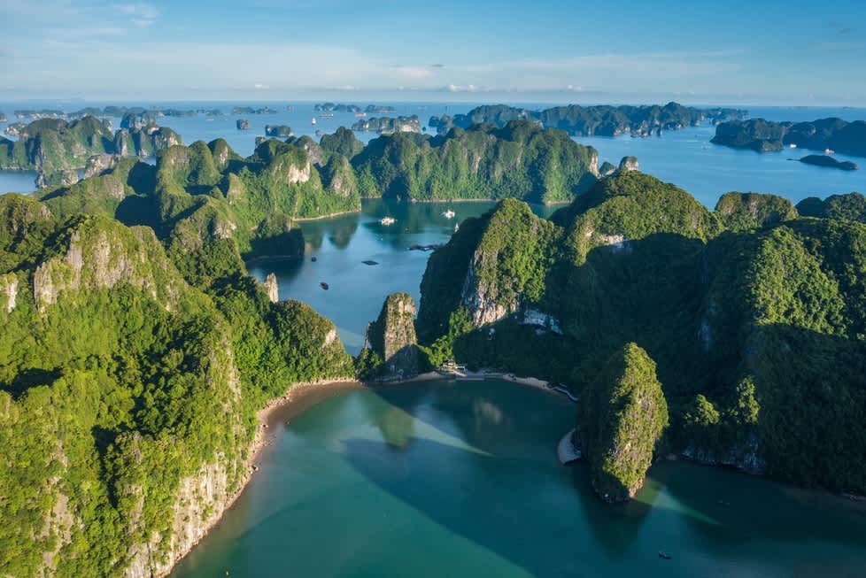 Hạ Long Bay as a jet setting destination in Vietnam