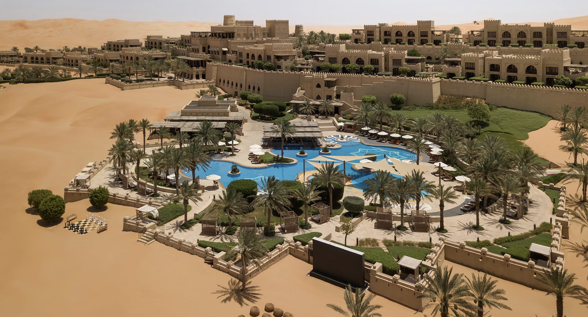 Al Rabee Resort 22 потрясающих стильных и атмосферных отеля в ОАЭ: Дубай, Абу-Даби, Рас ...