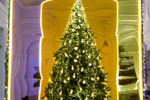 Anantara Palazzo Naiadi Rome Hotel Partners with Rosenthal to Light Up Christmas 2022