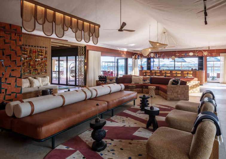 Anantara_Tented_Camp_Kafue_River_Main_Bar_Wide