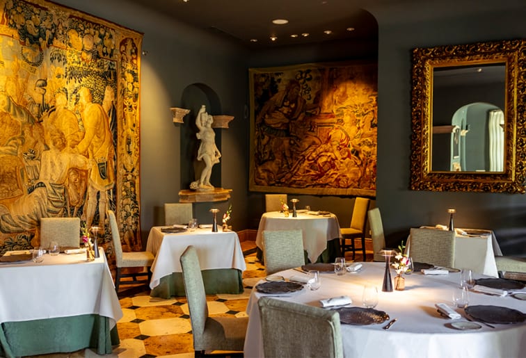 Luxury restaurants Anantara Villa Padierna Marbella Resort