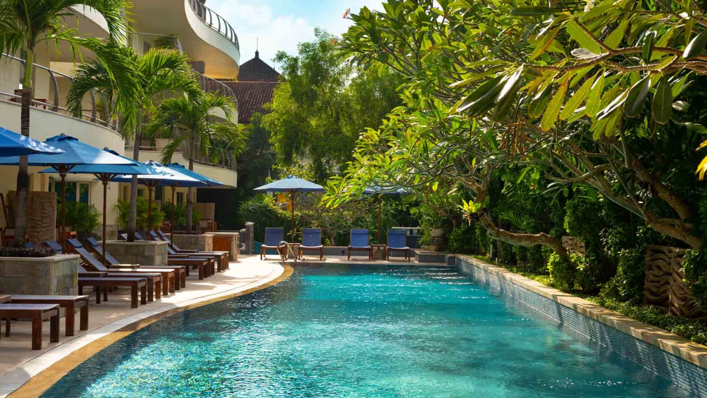 https://assets.anantara.com/image/upload/q_auto,f_auto/media/minor/anantara/images/anantara-vacation-club-legian-bali/the-resort/anantara_vacation_club_legian_pool_desktop_banner_1920x1080.jpg