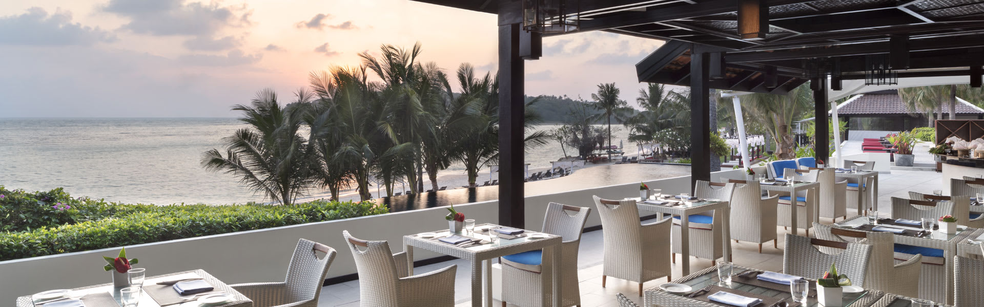 Chaweng Beach Restaurants Ocean Kiss At Anantara Lawana Koh Samui