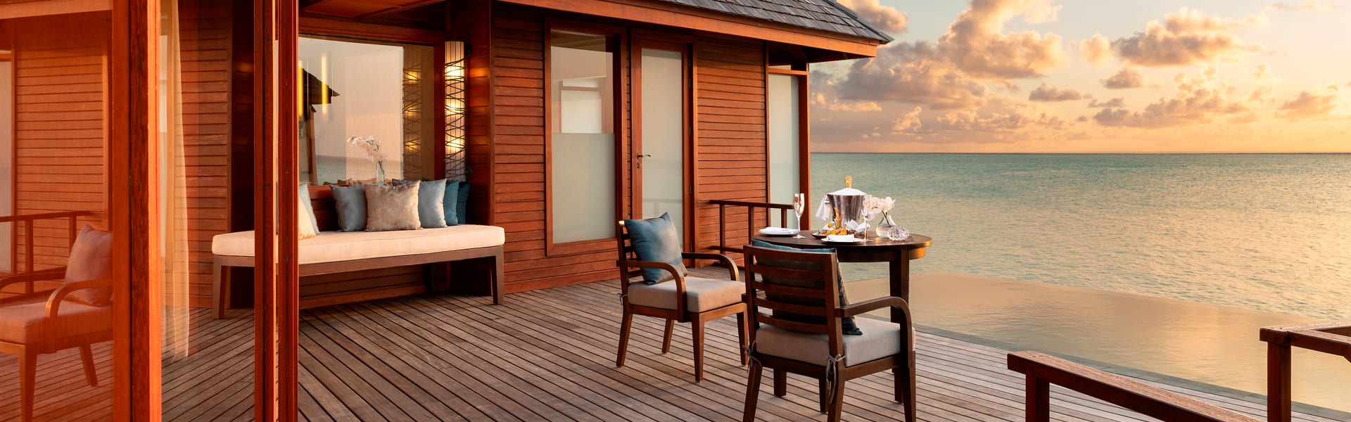 Maldives Hotels With Private Pool Anantara Dhigu Over Water Pool