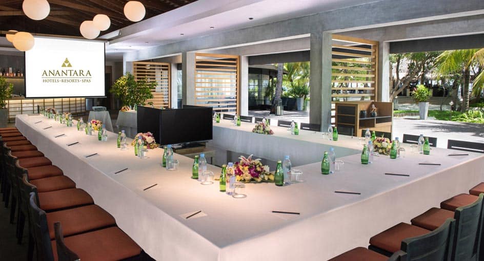 Anantara Dhigu Family Resort Meeting Room
