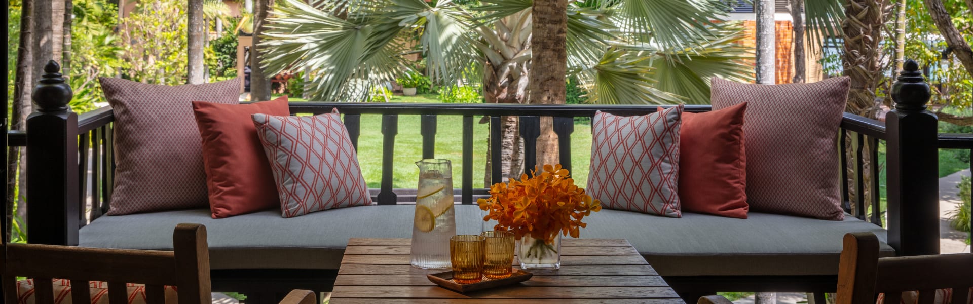 Deluxe Garden View Room