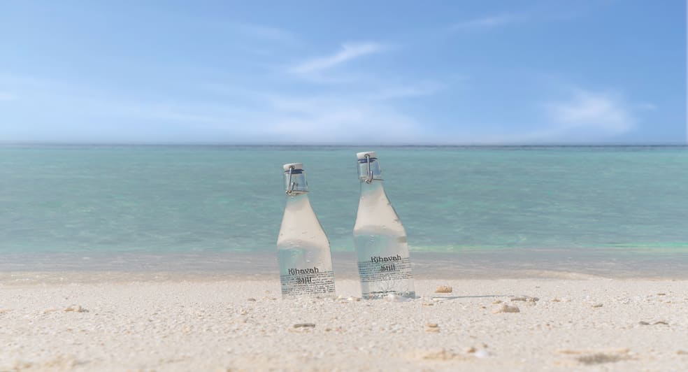 Plastic free water bottles at Anantara Kihavah Maldives