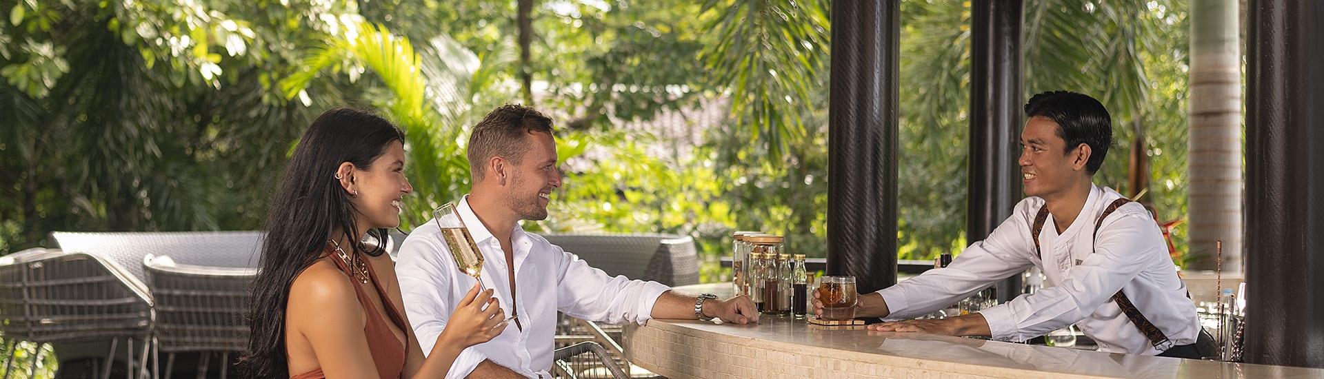 Anantara Lawana Samui Koh Samui resort The Singing Bird Lounge Cocktail Bar