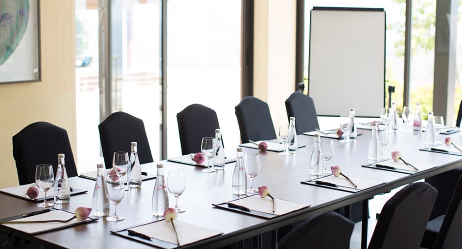 Meeting room at Anantara Mina Al Arab Ras Al Kahimah