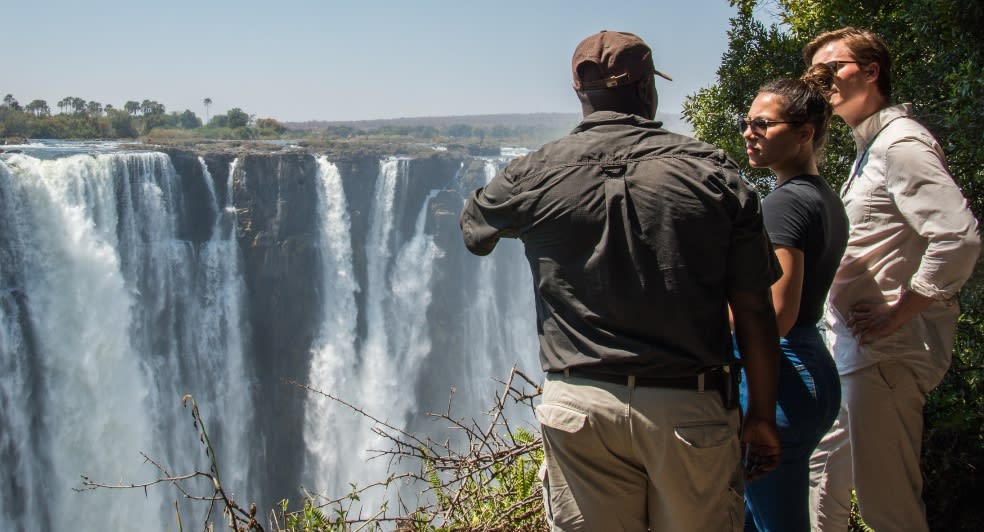 Victoria Falls Tour