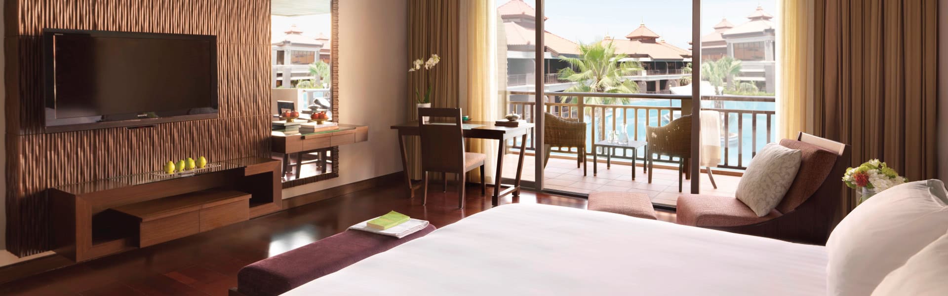 Hotels In Palm Jumeirah Anantara Premier Lagoon View Room