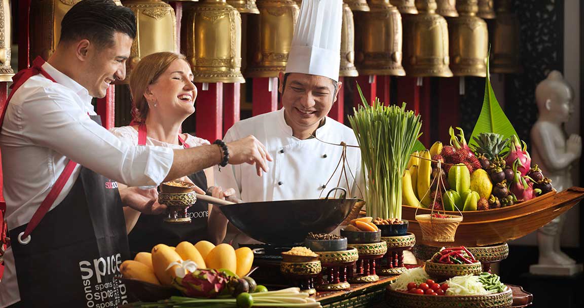 Cours de cuisine thaï à Dubaï Cuillères à épices à Anantara The Palm