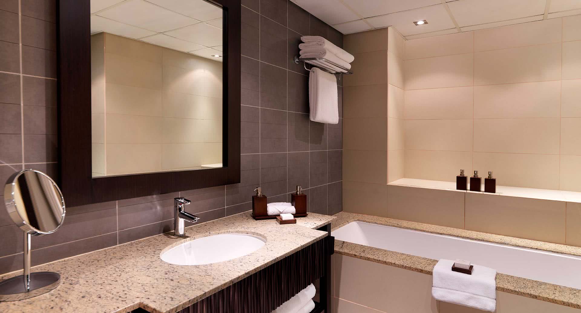 Anantara The Palm Dubai Resort Photos