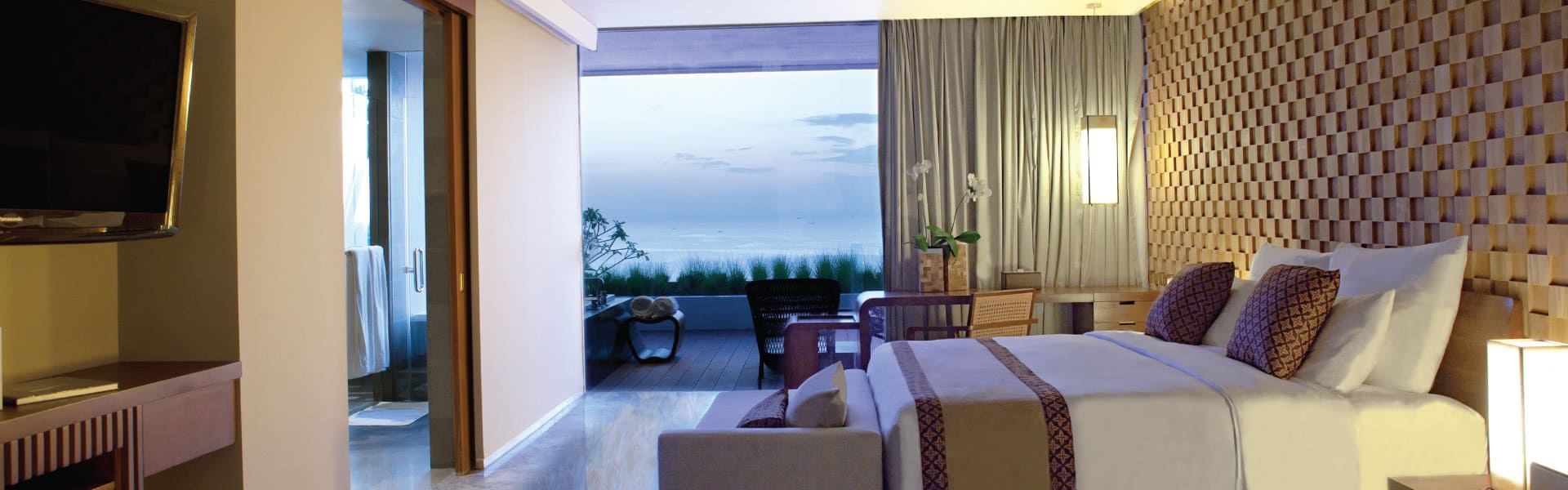 Bali Cliff Resort | Ocean Front Suite at Anantara Uluwatu ...