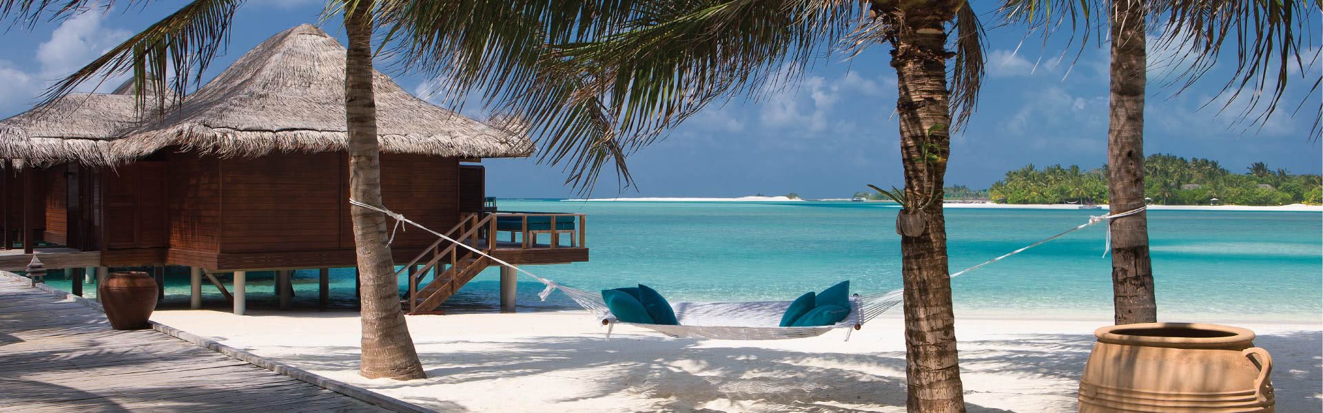 Maldives Bungalow Rooms At Anantara Veli Honeymoon Resort