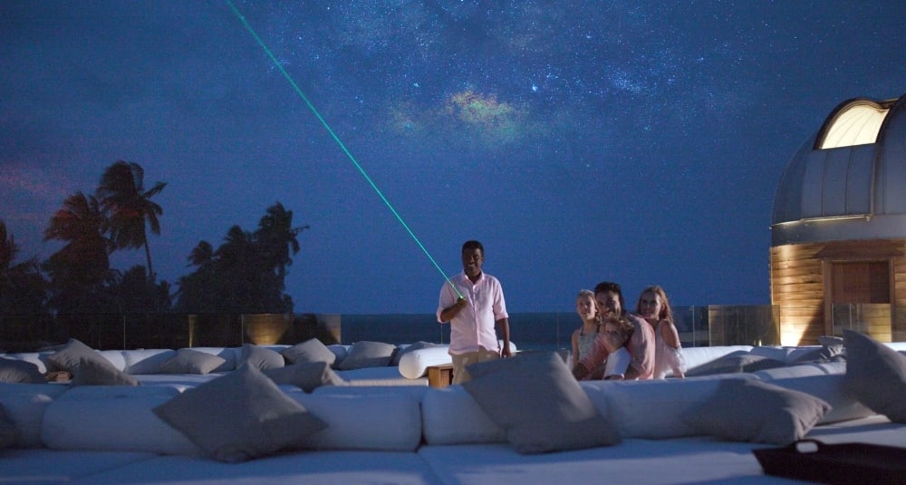 Anantara Kihavah Maldives Villas stargazing