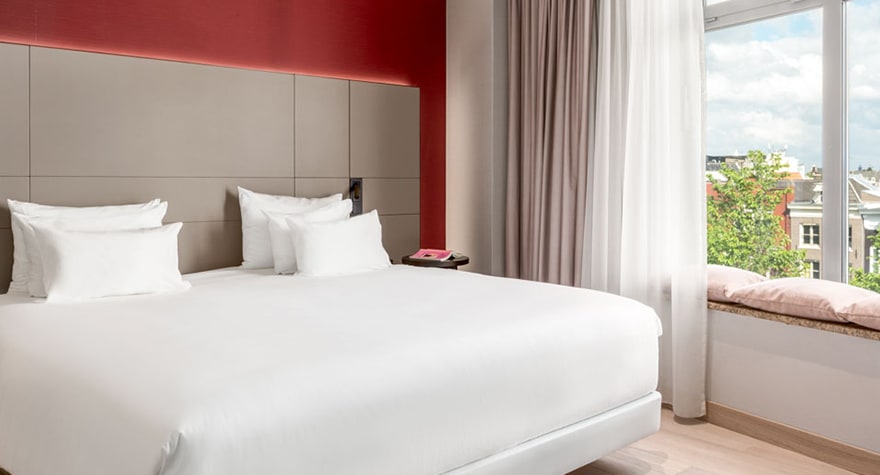 AnantaraGrandHotelKrasnapolskyAmsterdamPresidentialSuitewithRooftopviewandTerrace4