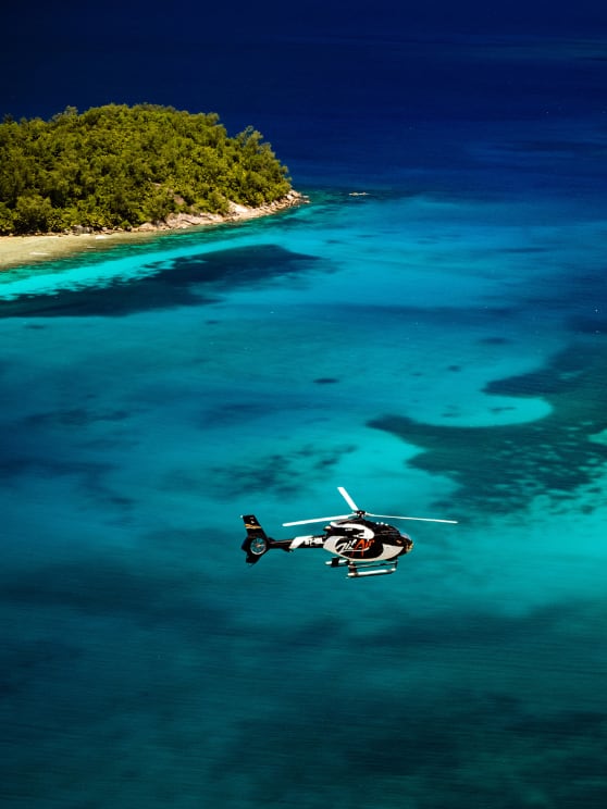 Anantara_Maia_Seychelles_Villas_Romantic_Escape_All_Inclusive_scenic_flight