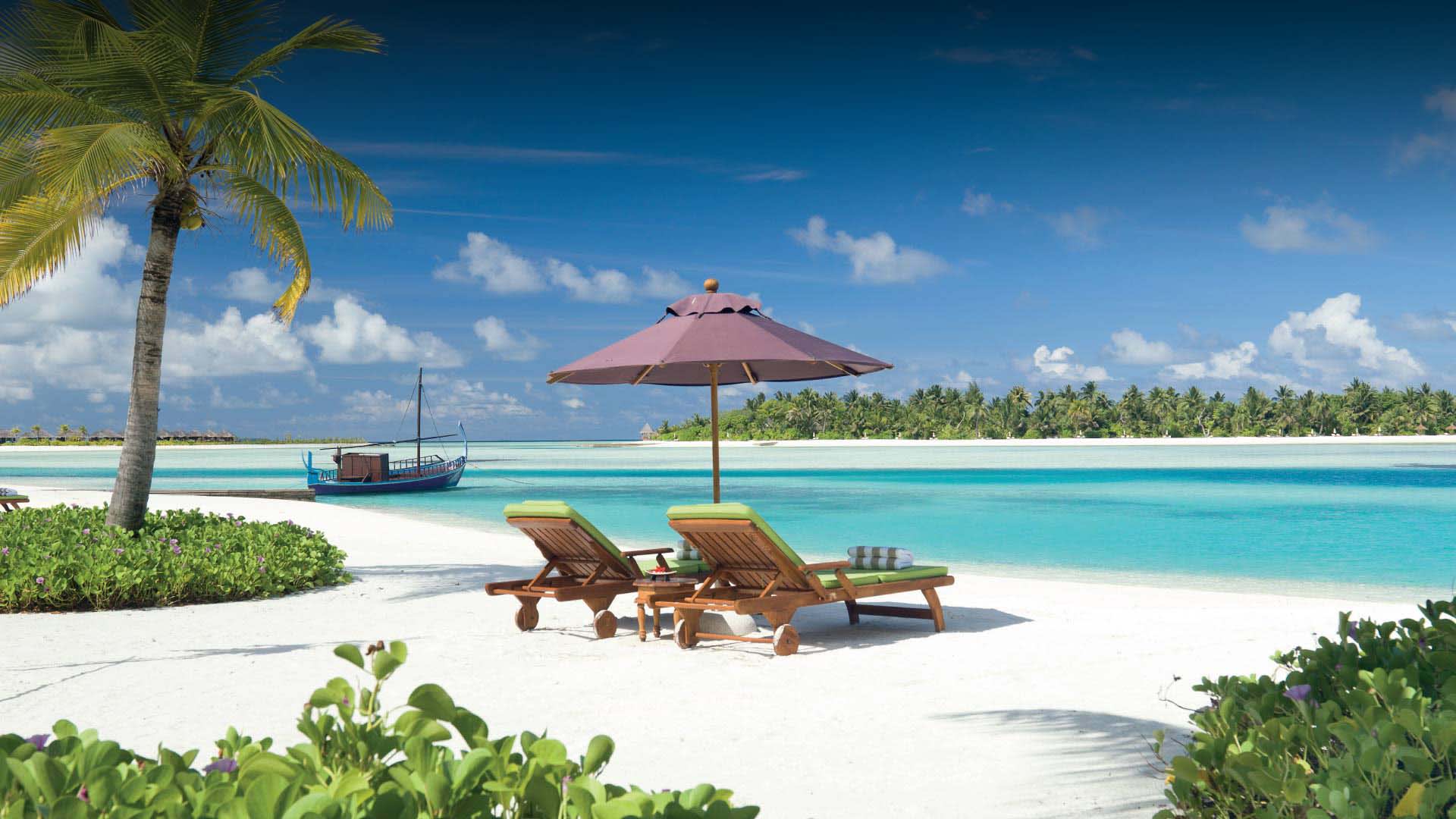 Best Resorts in Maldives  Naladhu Private Island Maldives 