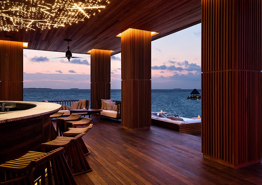 anantara kihavah maldives sky guru