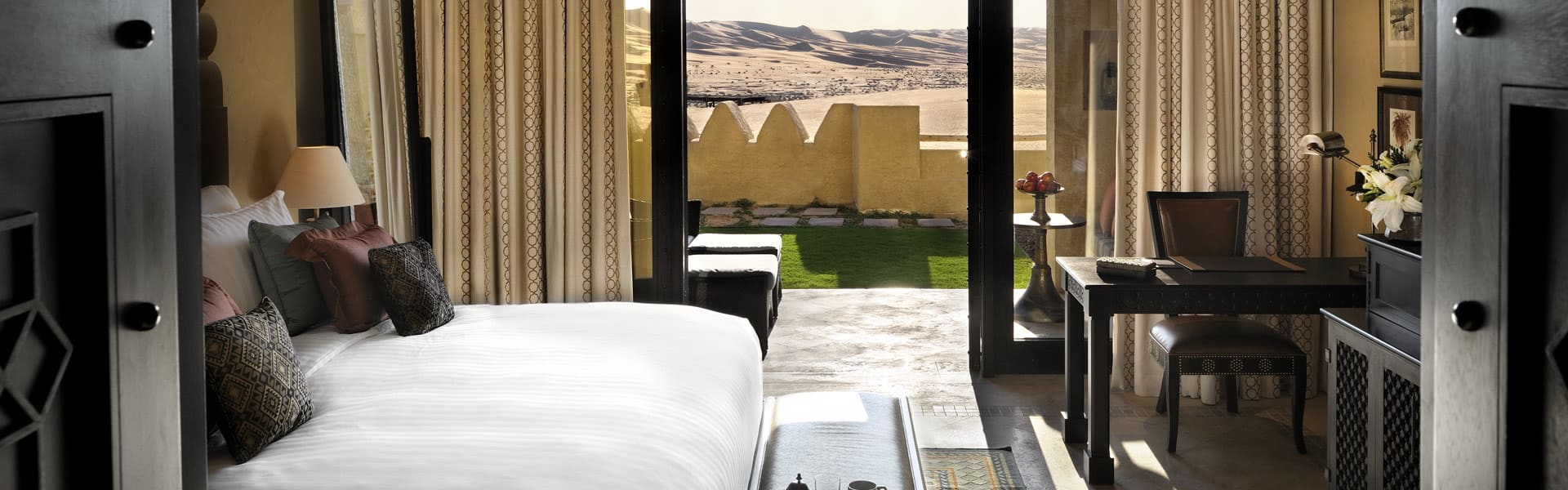 Abu Dhabi 5 Star Hotels Deluxe Garden Rooms At Qasr Al Sarab