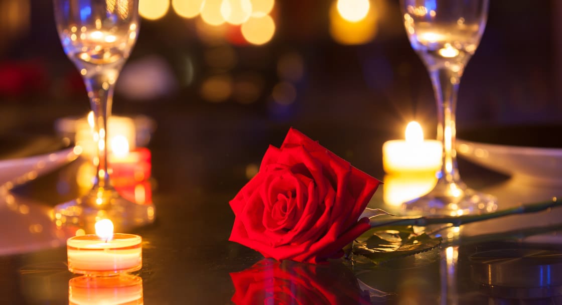 Dining by Design with Candle Lights in Abu Dhabi