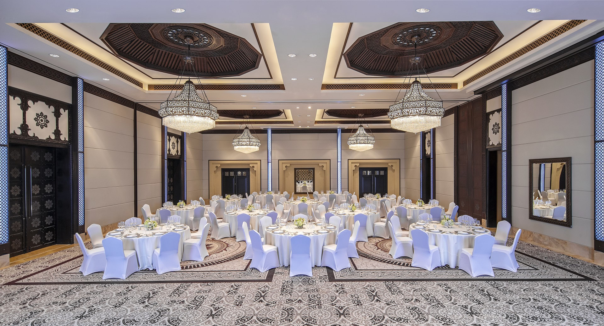 Photo Gallery of Qasr Al Sarab Desert Resort by Anantara