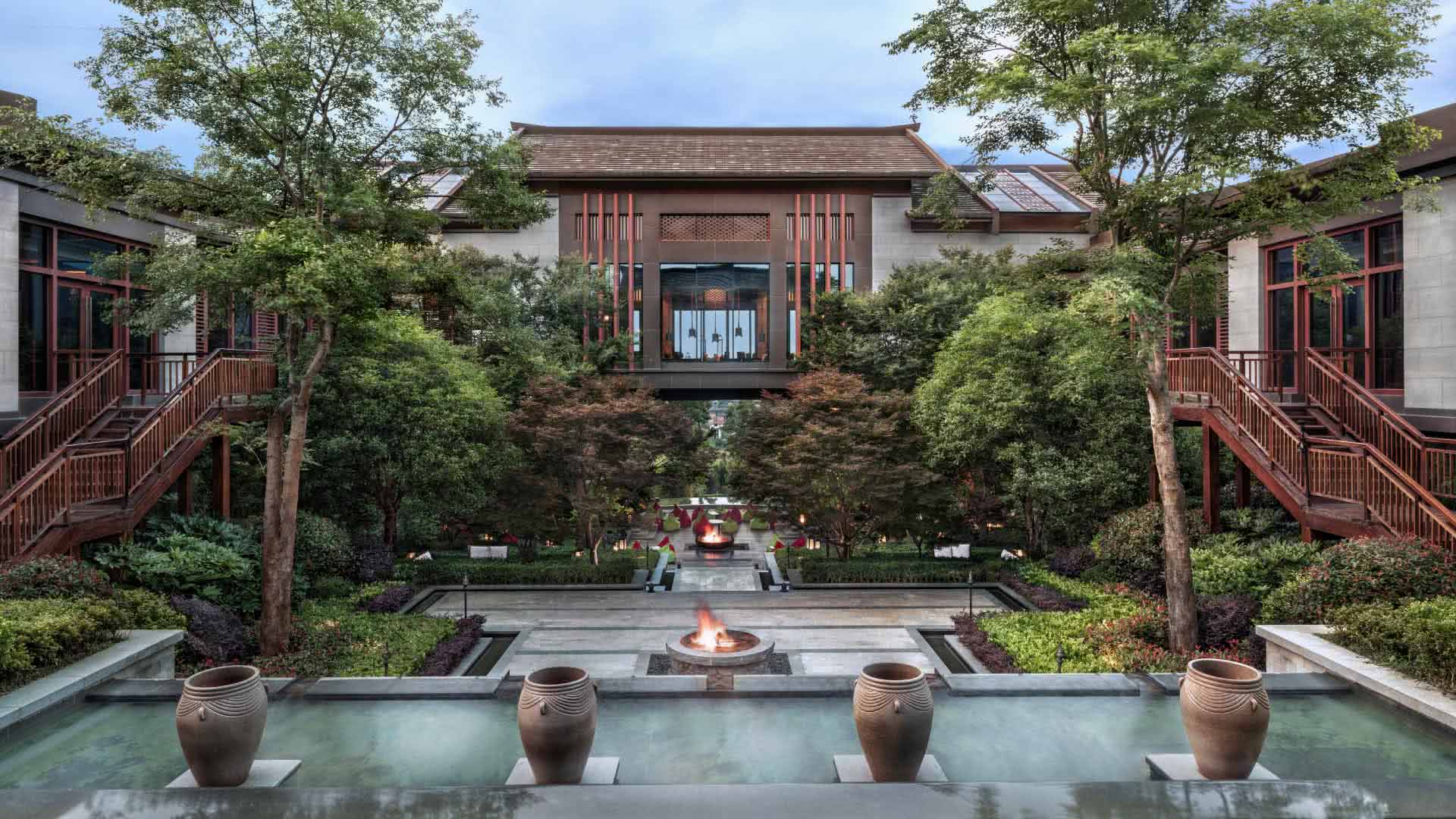 https://assets.anantara.com/image/upload/q_auto/media/minor/anantara/images/anantara-guiyang-resort/the-resort/journey-banner/anantara_guiyang_mobile_banner_1920x1080.jpg
