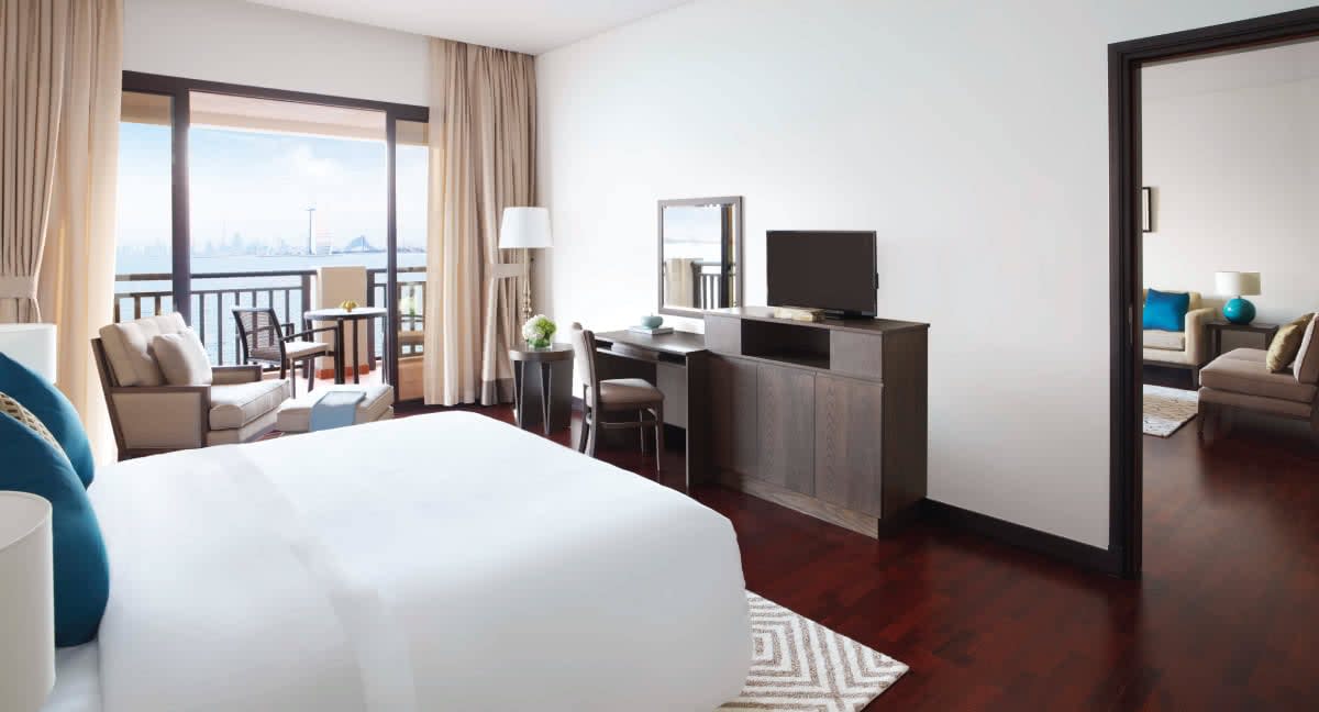 Residences in Dubai Anantara the Palm Dubai Residence